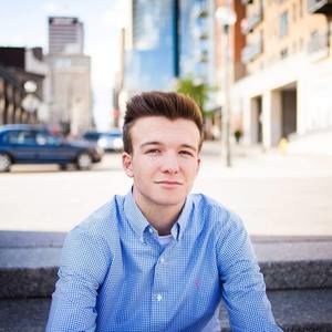 Meet your Posher, Daniel